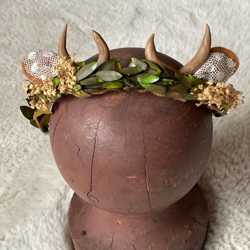 Little Lovelies | Darling Deer Boxwood Flower Crown